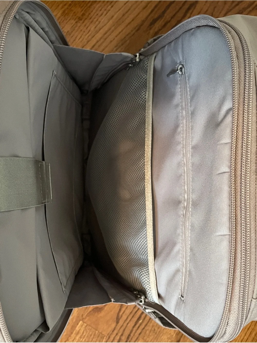 Baggallini Coastal Flip Lock Backpack in Moonrock